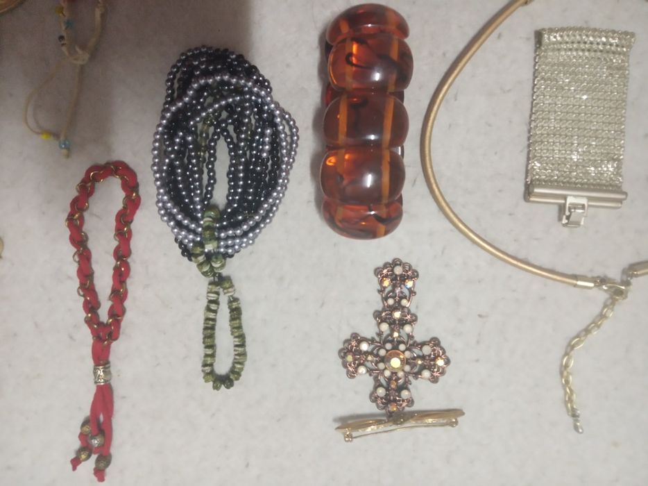 Lote de BIJUTERIAS
