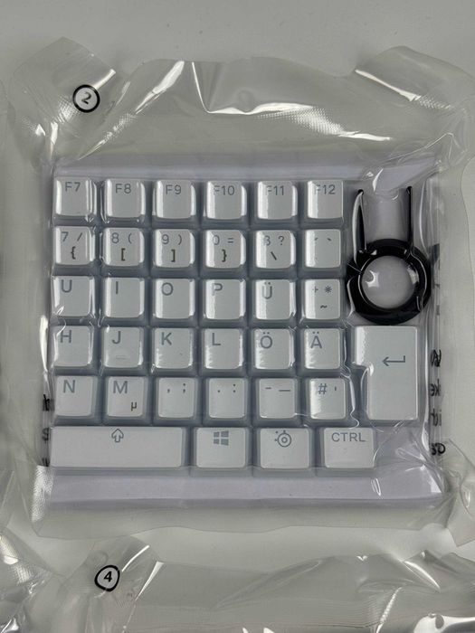 Zestaw keycapów SteelSeries PrismCaps White German Layout (60380)