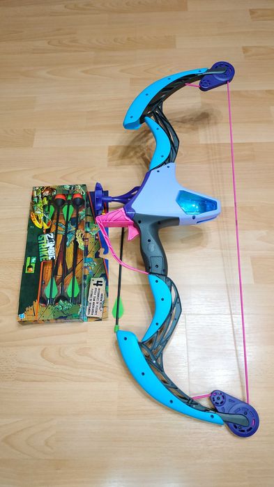 Блочный лук Hasbro Rebelle Nerf со стрелами