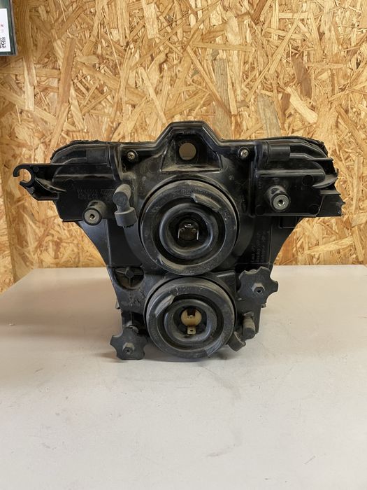 Lampa przednia przód Suzuki gsxr k4-k5 600 i 750