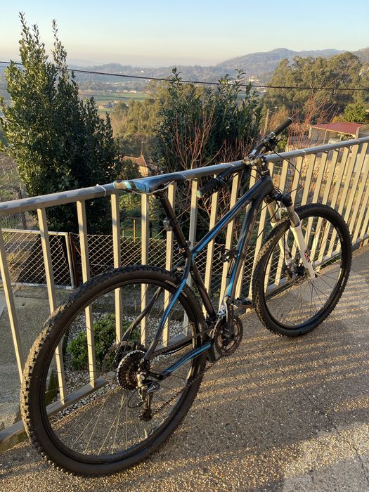 Bicicleta BH Peak 29 (Oferta suporte carro thule)