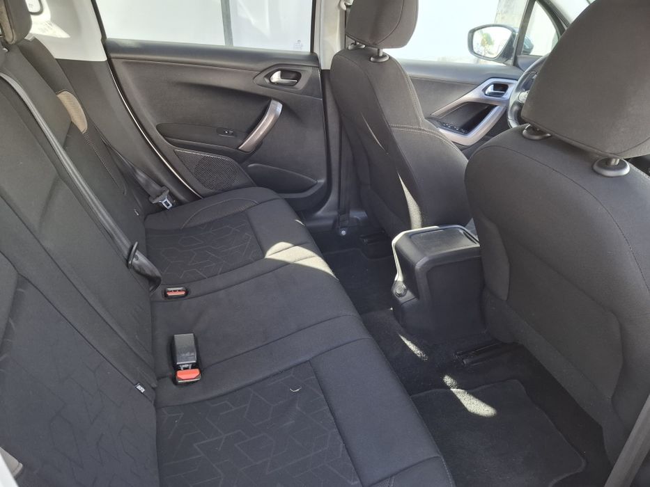 Peugeot 2008 1.2 PureTech | 2015 Gasolina