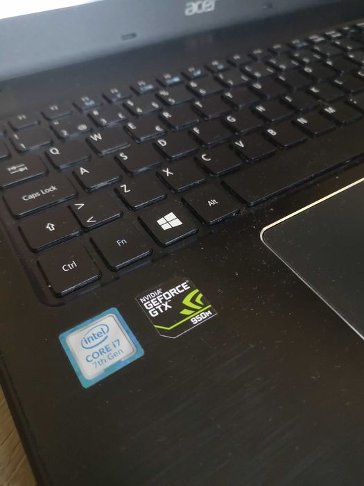 Portátil Acer Aspire F 15