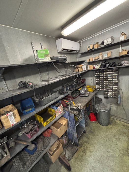 Kontener warsztatowy 6,2 m z klimatyzacją i alarmem, wyposażony