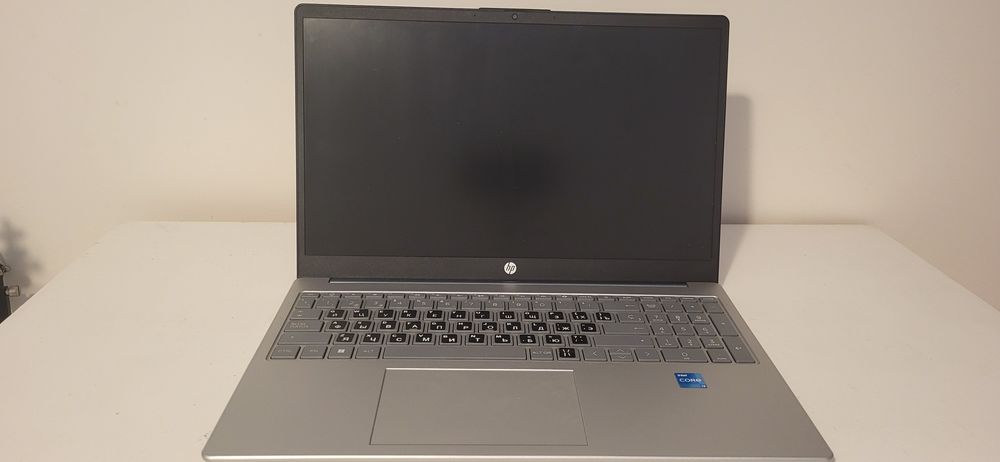 HP 15-fd0000ns Intel Core i3-N305 8GB RAM – Avariado / Para Peças