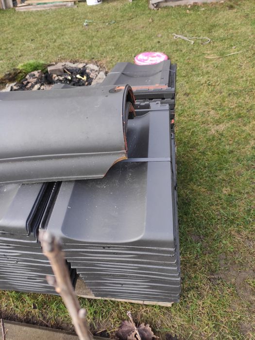 Dachówka jacobi Z10 antracyt mat angobowana.