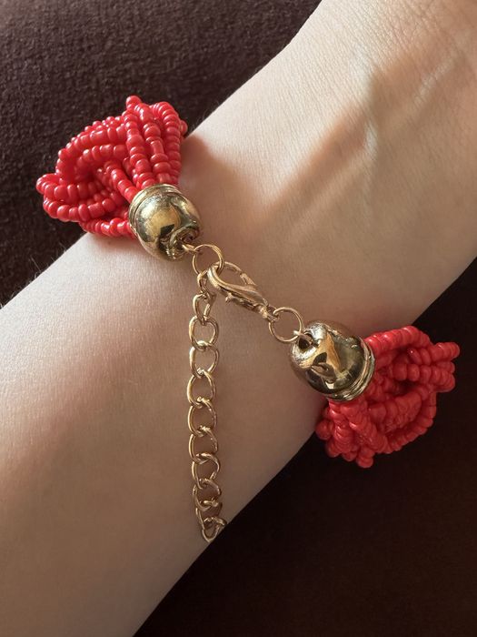 Pulseira entrançada vermelha