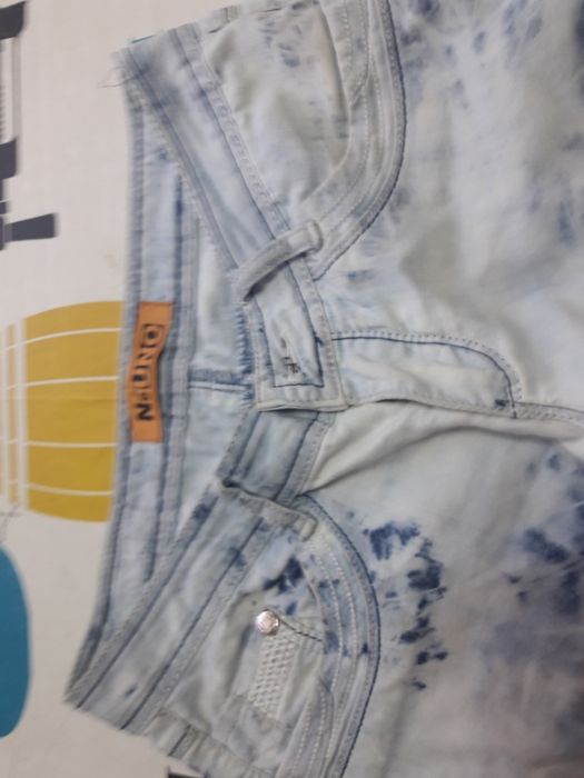 Джинсы на девочку  бу размер 44