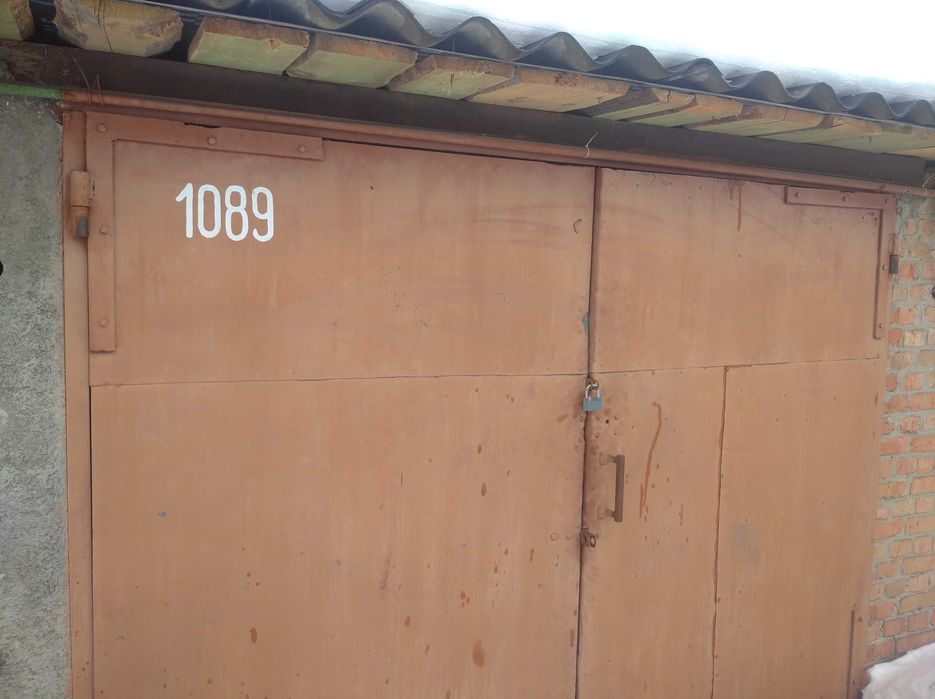 Здам цегляний гараж ГК "Мотор"