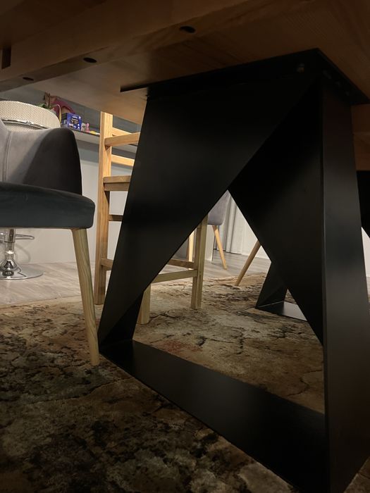 Pés de Mesa em Ferro