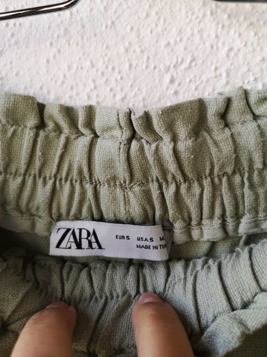 Calças de corte reto da Zara, tamanho S