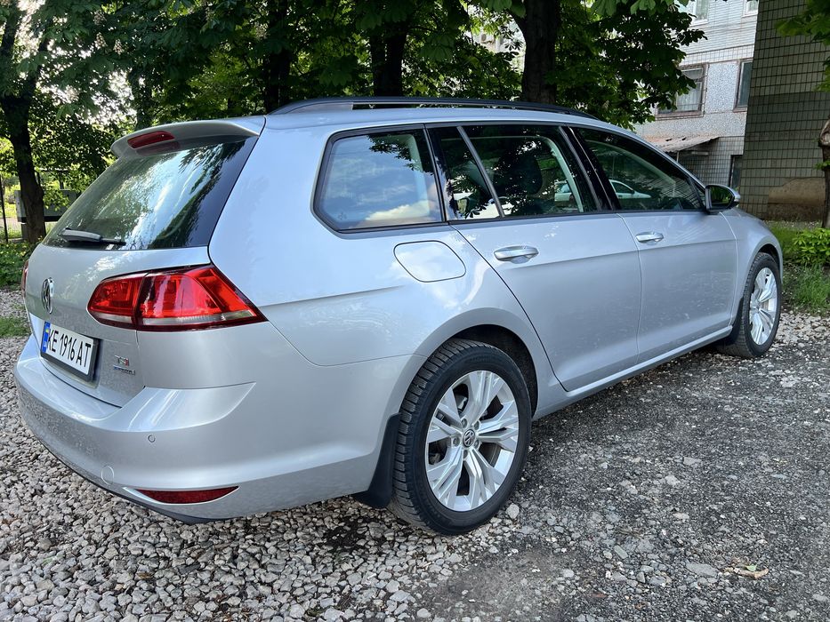 Продам Фольксваген гольф 7 1,4 tsi