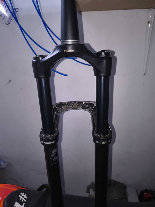 Вилка ROCKSHOX Recon RL Boost 15X110MM 140мм