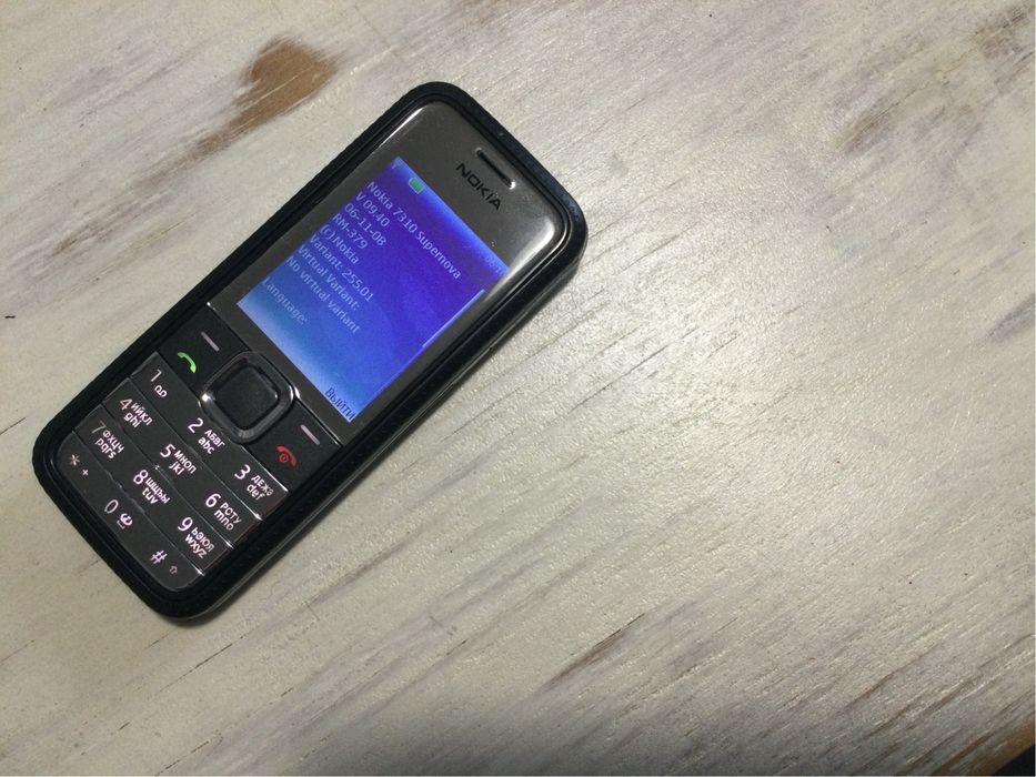 Нокия 2100 и нокия.