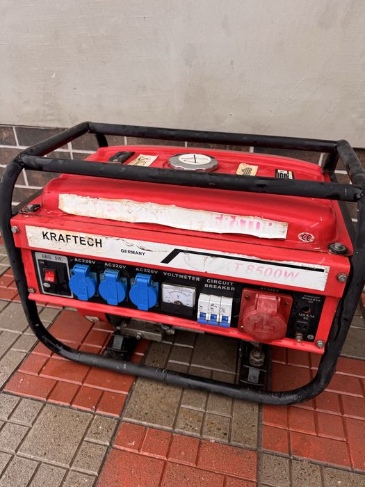 Бензиновий генератор (тільки самовивіз)