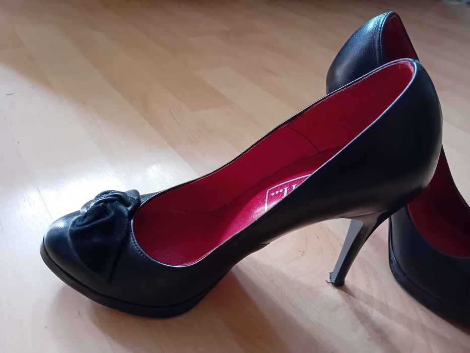 Czarne szpileczki na platformie rozmiar 38