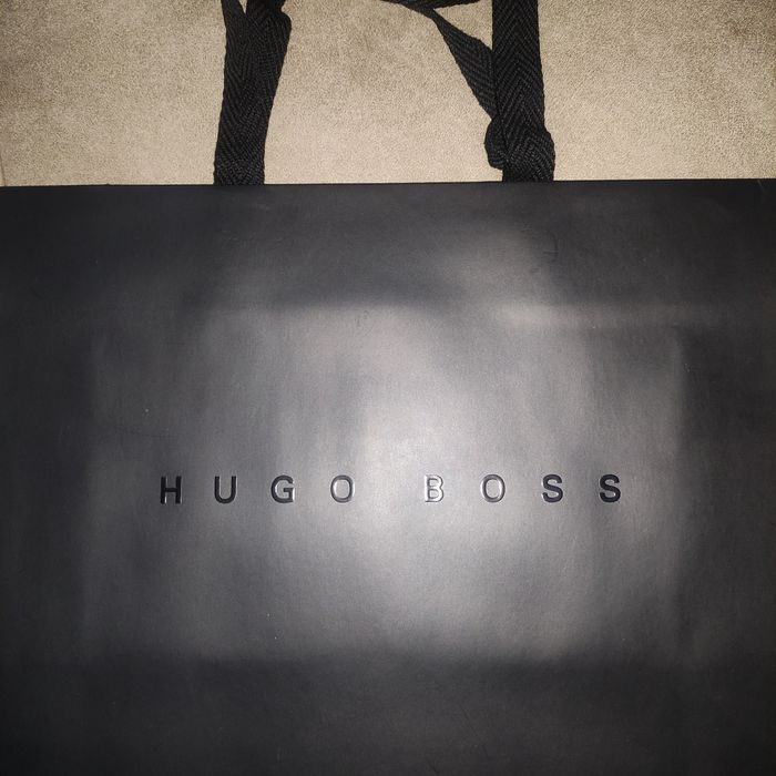 Пакет  для  подарка Hugo Boss