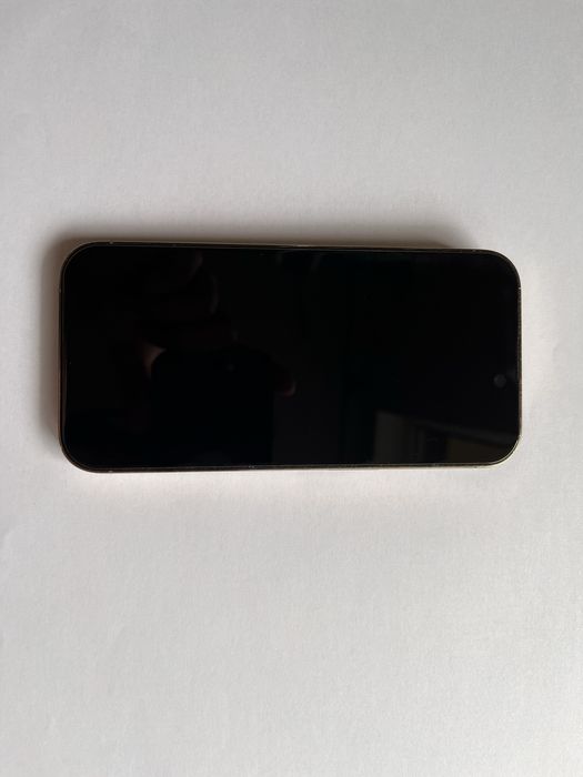 Iphone 14 pro gold