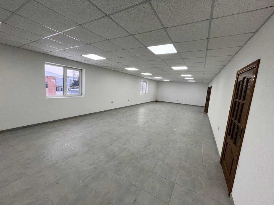 Оренда приміщення Ювілейний, вул. Небожинського (280 м.кв)