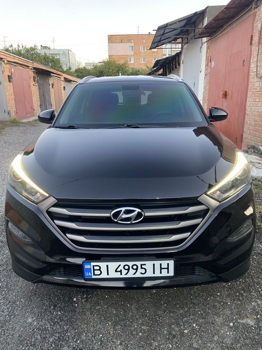 Hyundai Tucson Limited 2.0 2016 автомобіль