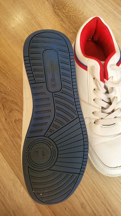 Sprzedam buty sportowe