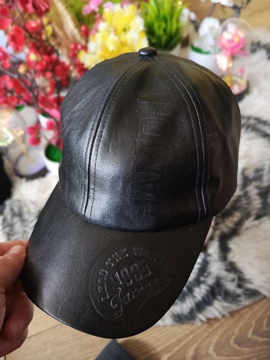 Czapka skórzana zapraszam