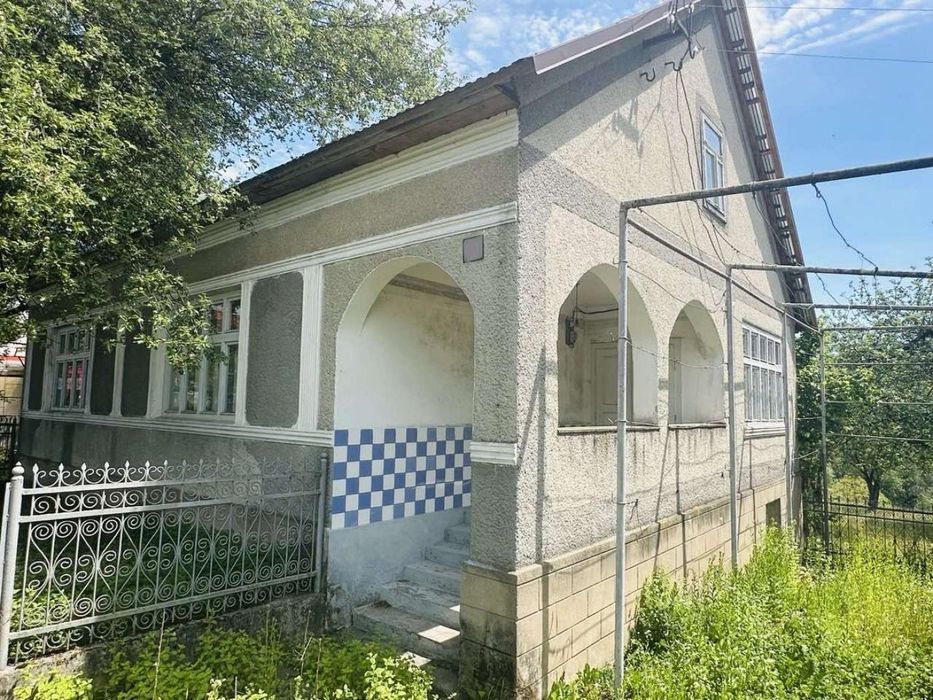 Продається будинок у с. Золотарьово