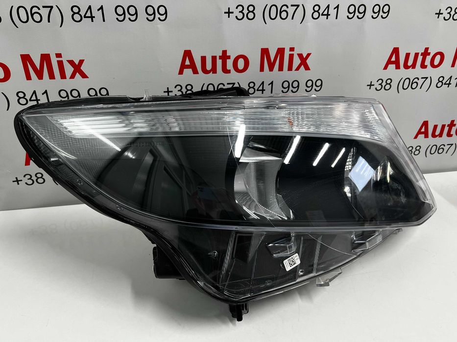 Фара Mercedes VITO W447 A4479067700 A4479067800