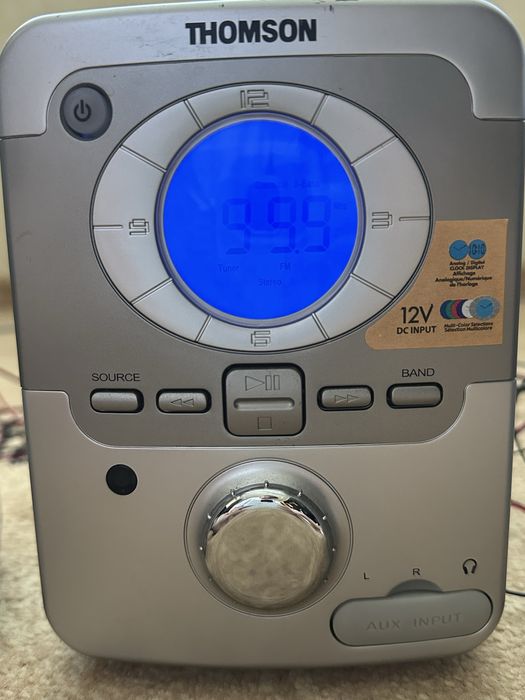 Thomson компактна аудіосистема CD FM AUX музичний центр колонки