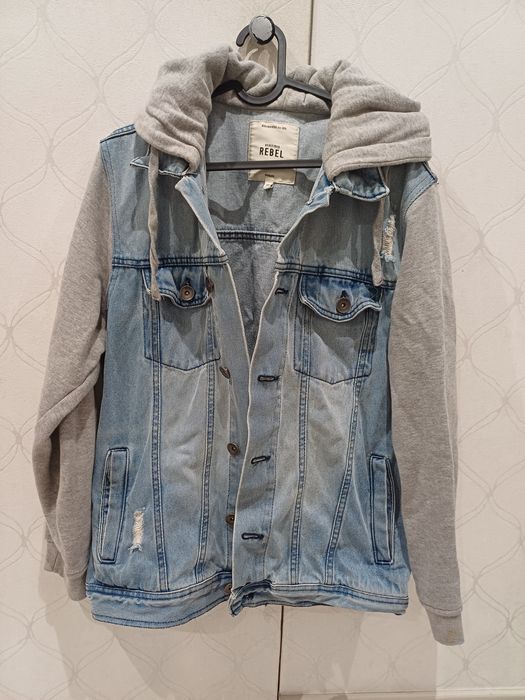 Męska kurtka jeasnowa