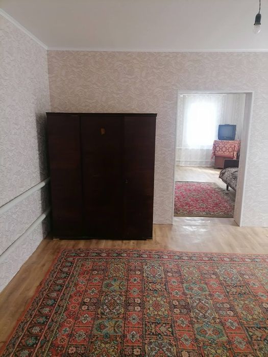 Продам дом и 1/2 дома в одном дворе