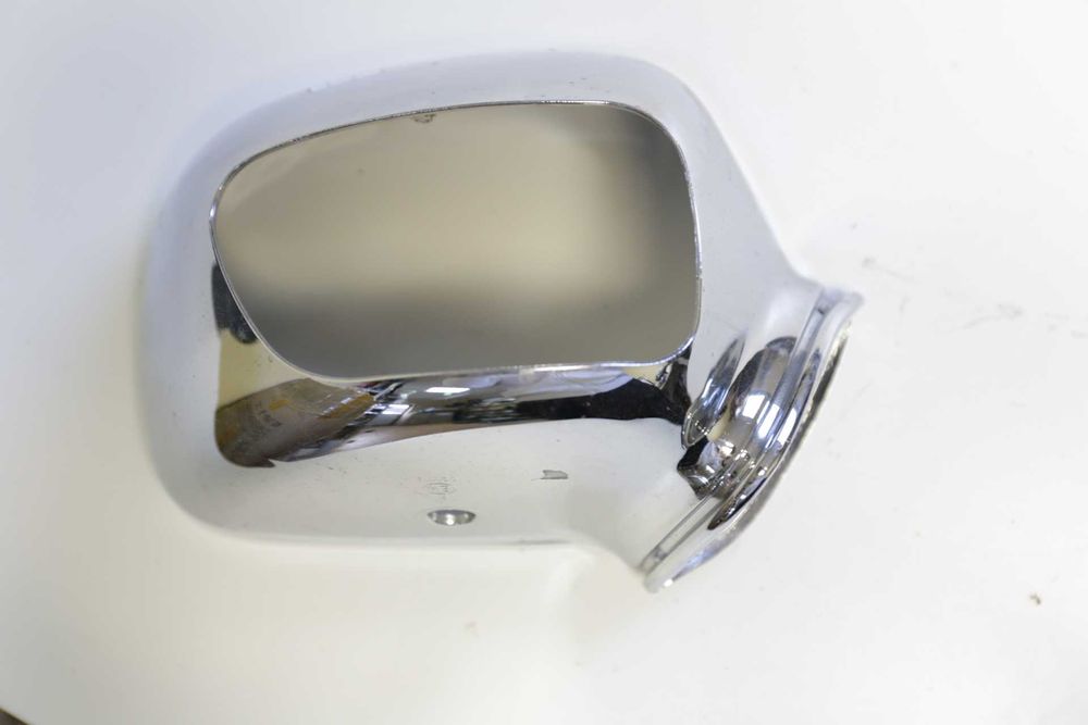 2737 Obudowa lusterka Prawa chrom 01-17 Honda Goldwing GL 1800