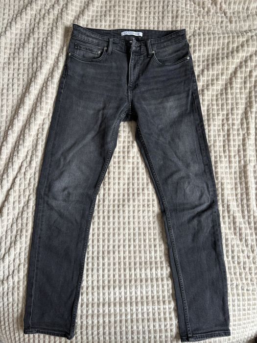 Jeans Calvin Klein szare zawężane rozmiar W31 x L32