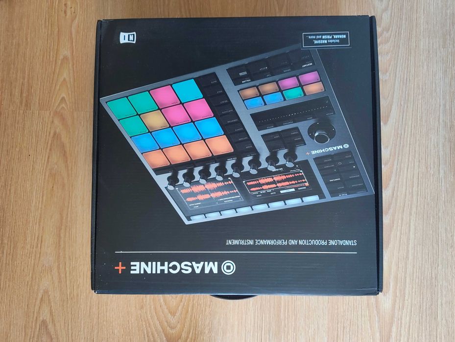 Maschine Plus + 22 Expansions + Maschine 3 Update + Transport Case