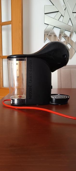 Máquina de café Dolce umGusto