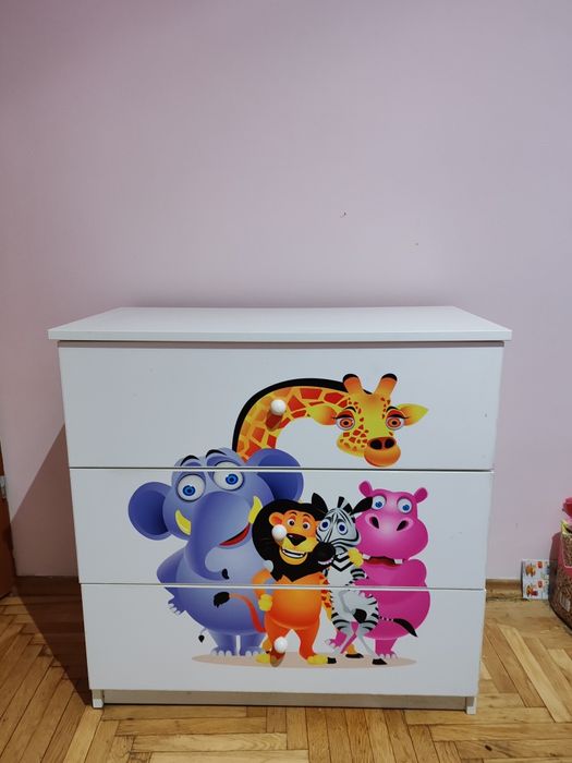 Zestaw mebli dziecięcych