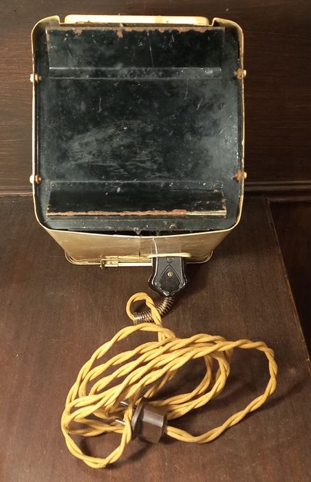 Brinquedo vintage - fogão eléctrico a funcionar