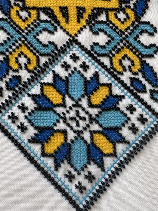 Вишиванка з тризубом синьо-жовта