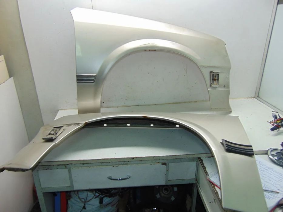 Opel Corsa A TR guarda lamas