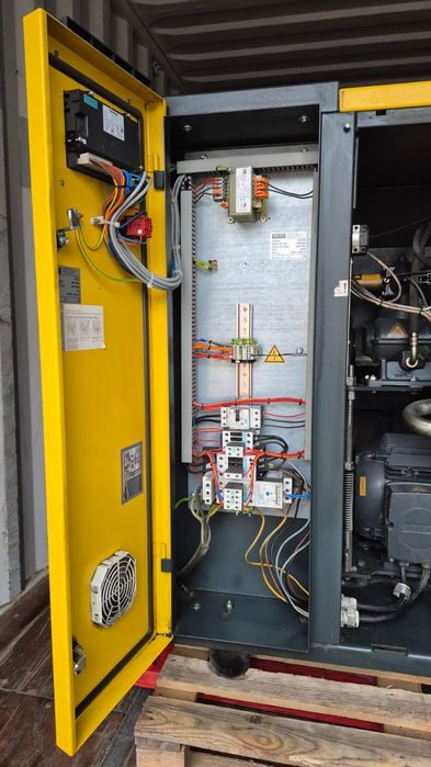 Kompresor śrubowy Kaeser ASK 32 18,5 kW | 3,15m3/min  8 bar SPRĘŻARKA