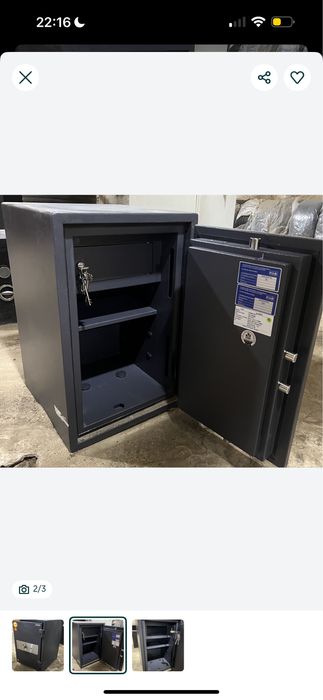 Продам сейф VALBERG в отличном состояние