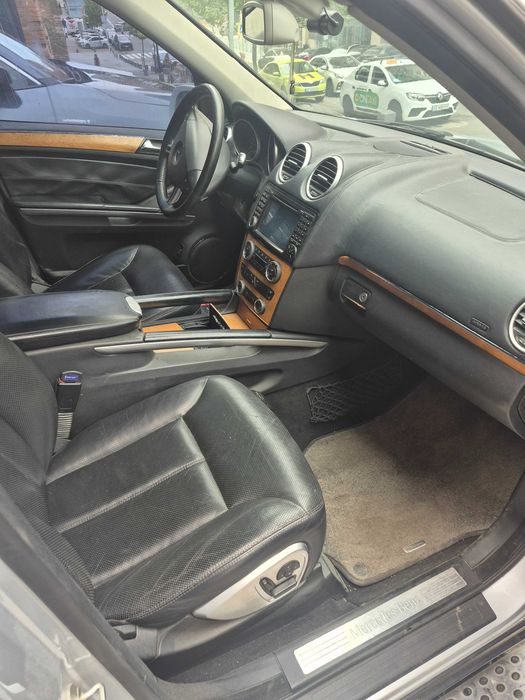 Продам Mercedes-Benz GL-Class 2007