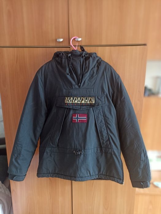 Продам Napapijri