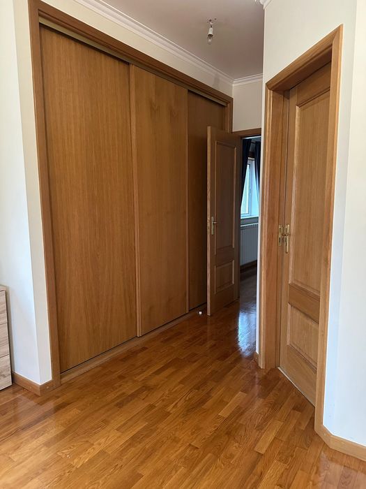 Quarto Suite só para uma pessoa em Pascoal (10 min do centro de Viseu)