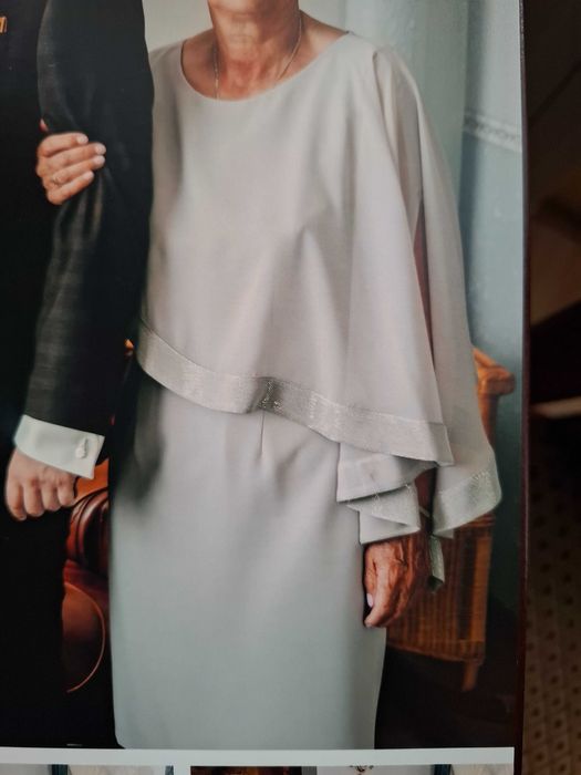 Sukienka weselna, wizytowa rozmiar 42. Dla mamy. Na imprezę.