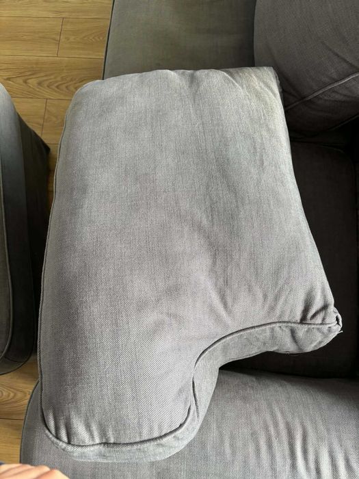 Kanapa rozkładana z funkcją spania EKTORP Ikea oraz podnóżek na pościel