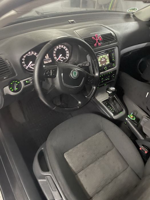 Продам шкоду октавия