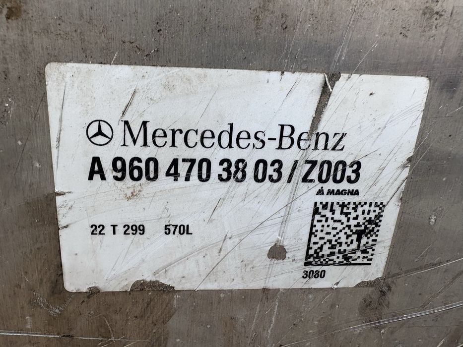 Zbiornik paliwa Mercedes Actros mp4 570L  A9604703803