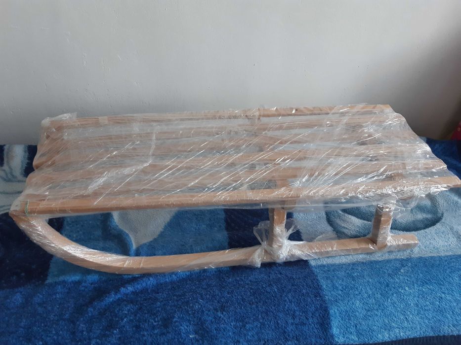 Sanki drewniane oddam REZERWACJA