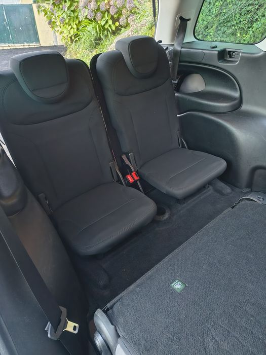 Vendo Fiat 500L 7 lugares raro